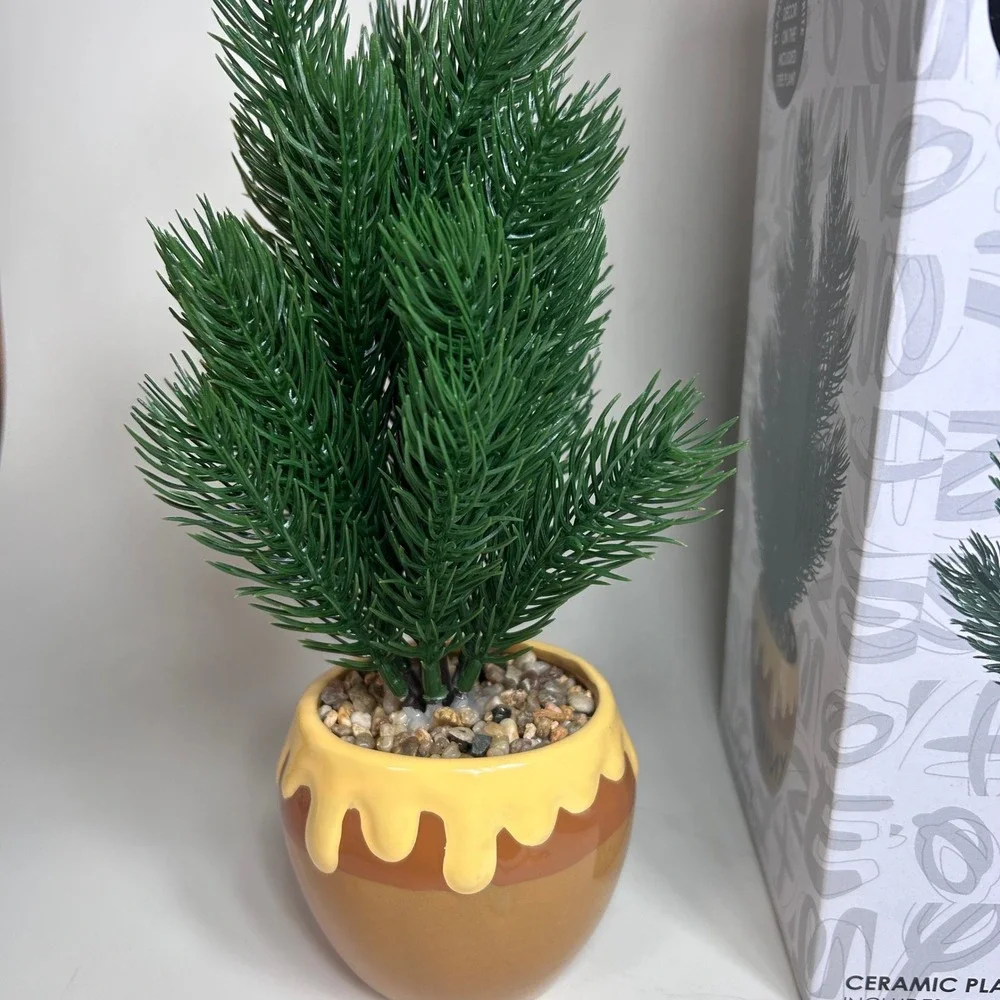 Disney Winnie the Pooh Hunny Pot Ceramic Planter Faux Pine Desk Tree New in Box